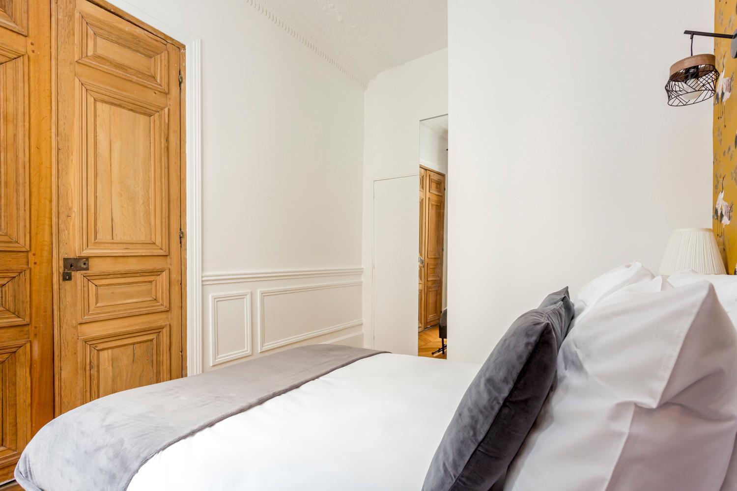 Cozy - Opera - Castellane Parijs